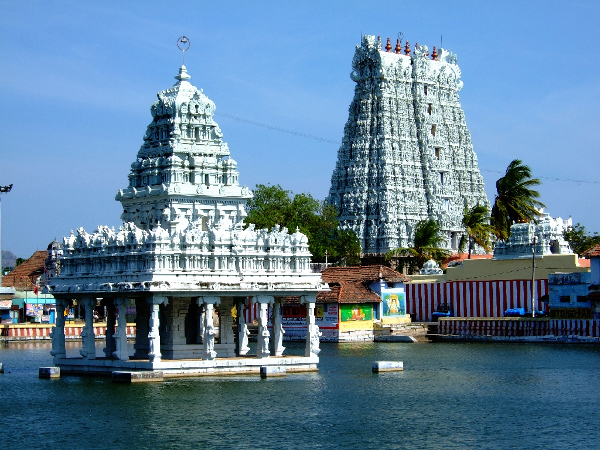 Day 04: Rameshwaram - Tiruchendur - Kanyakumari (330–350 km / 7-8 hrs)